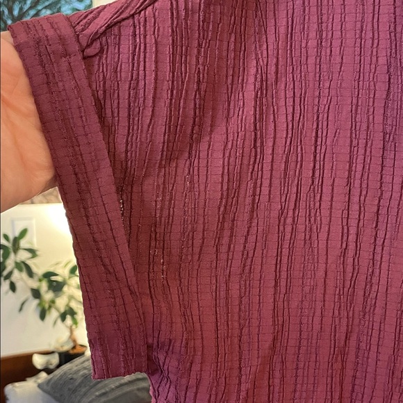 Petallush Women's Button Down Shirt in Burgundy - Picture 4 of 5